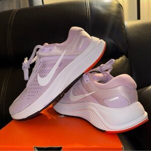 Nike Air Zoom Structure 24 DA8570-501 Sneaker Women's Lilac Running Shoes Sz 6